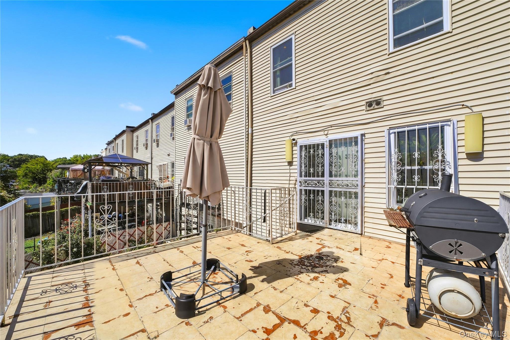 Single Family Cicero Avenue Bronx, NY 10473, MLS-1050993-40