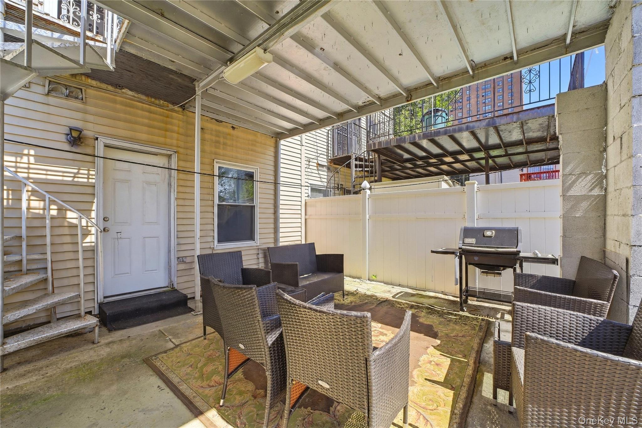 Single Family Cicero Avenue Bronx, NY 10473, MLS-1050993-44