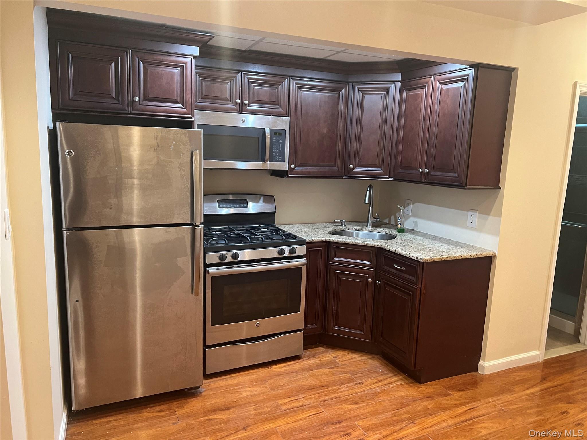 Single Family 79th Street Queens, NY 11414, MLS-1051002-11