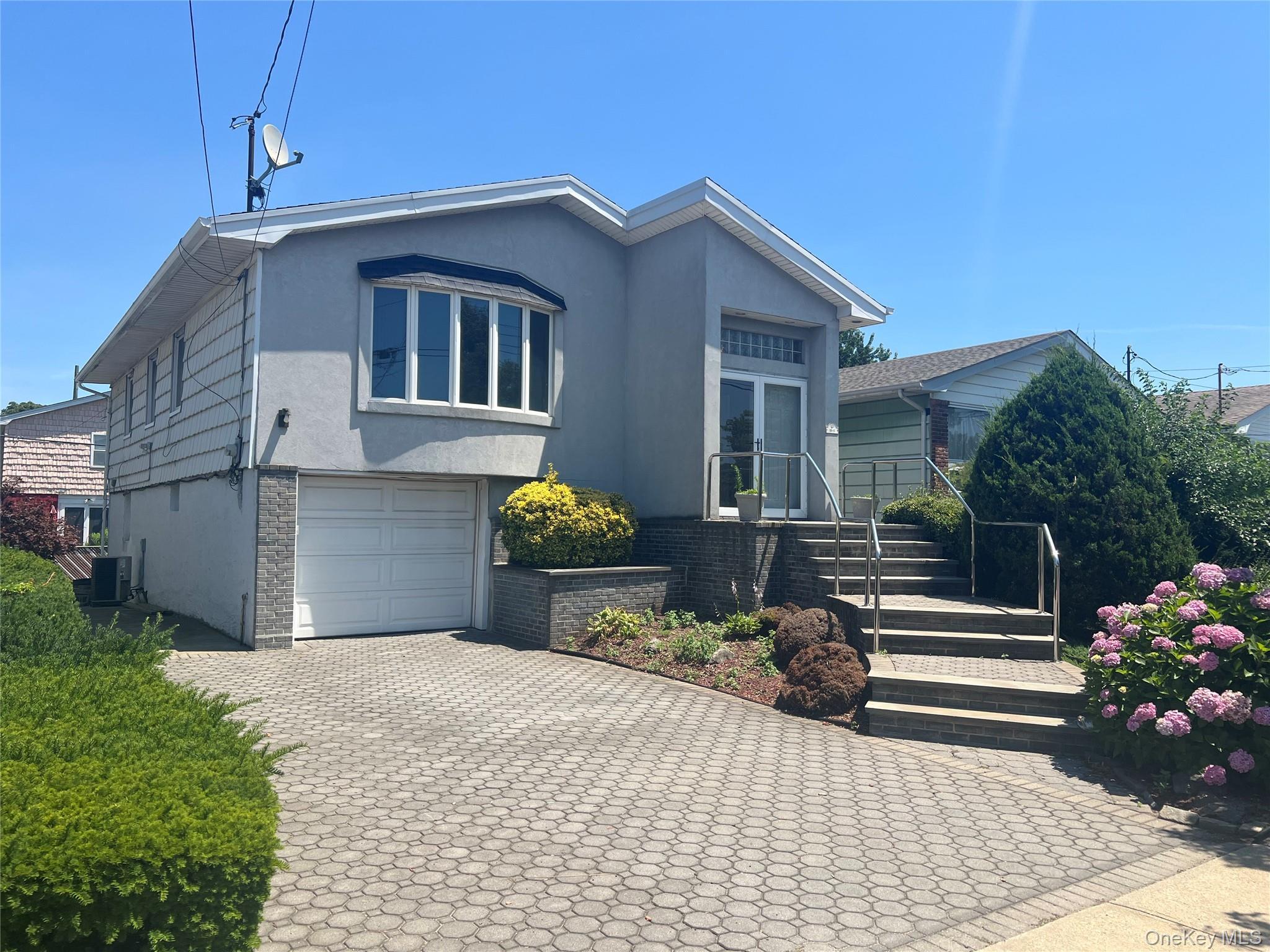 Single Family 79th Street Queens, NY 11414, MLS-1051002-2