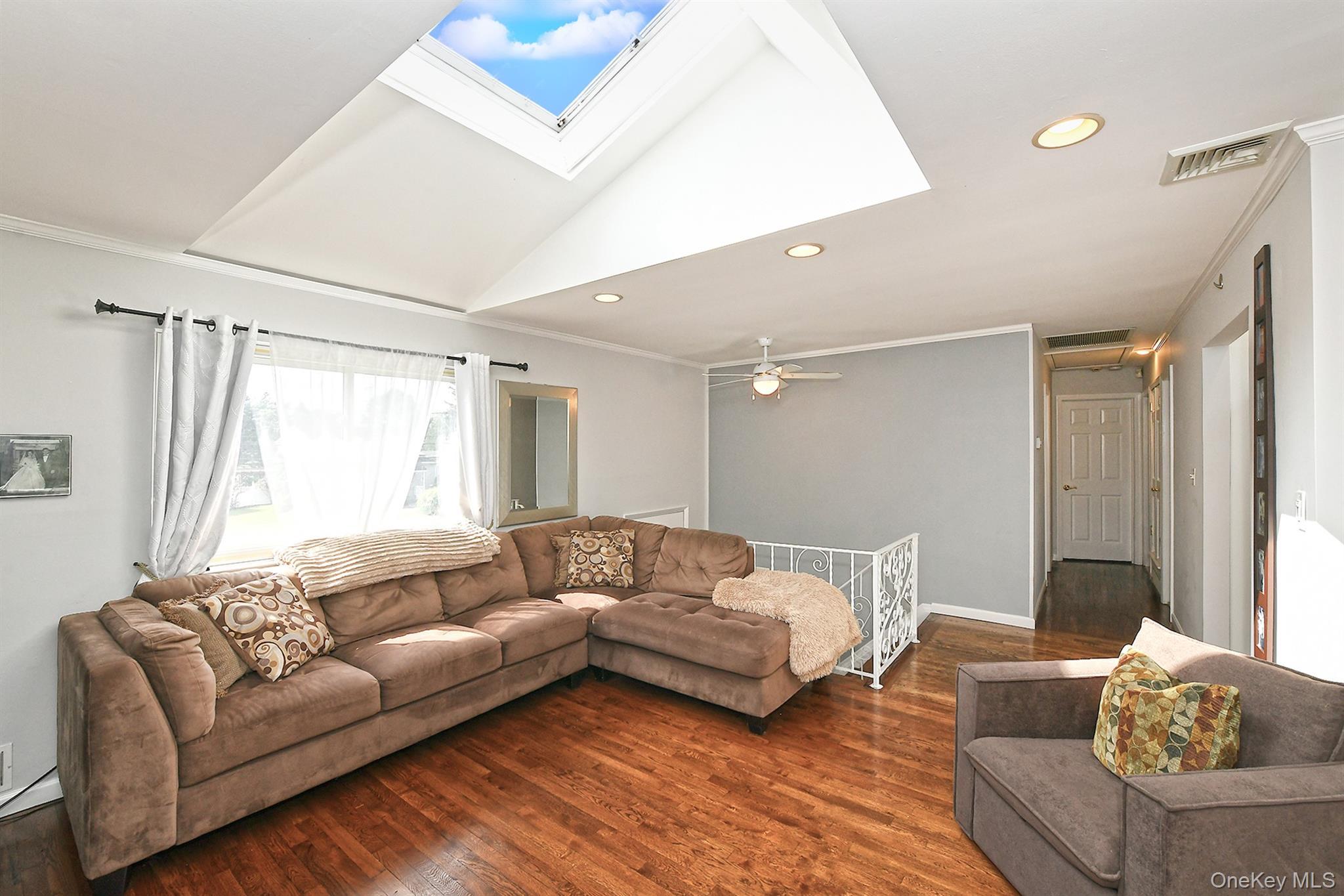 Single Family Euclid Avenue Suffolk County, NY 11746, MLS-1051006-13