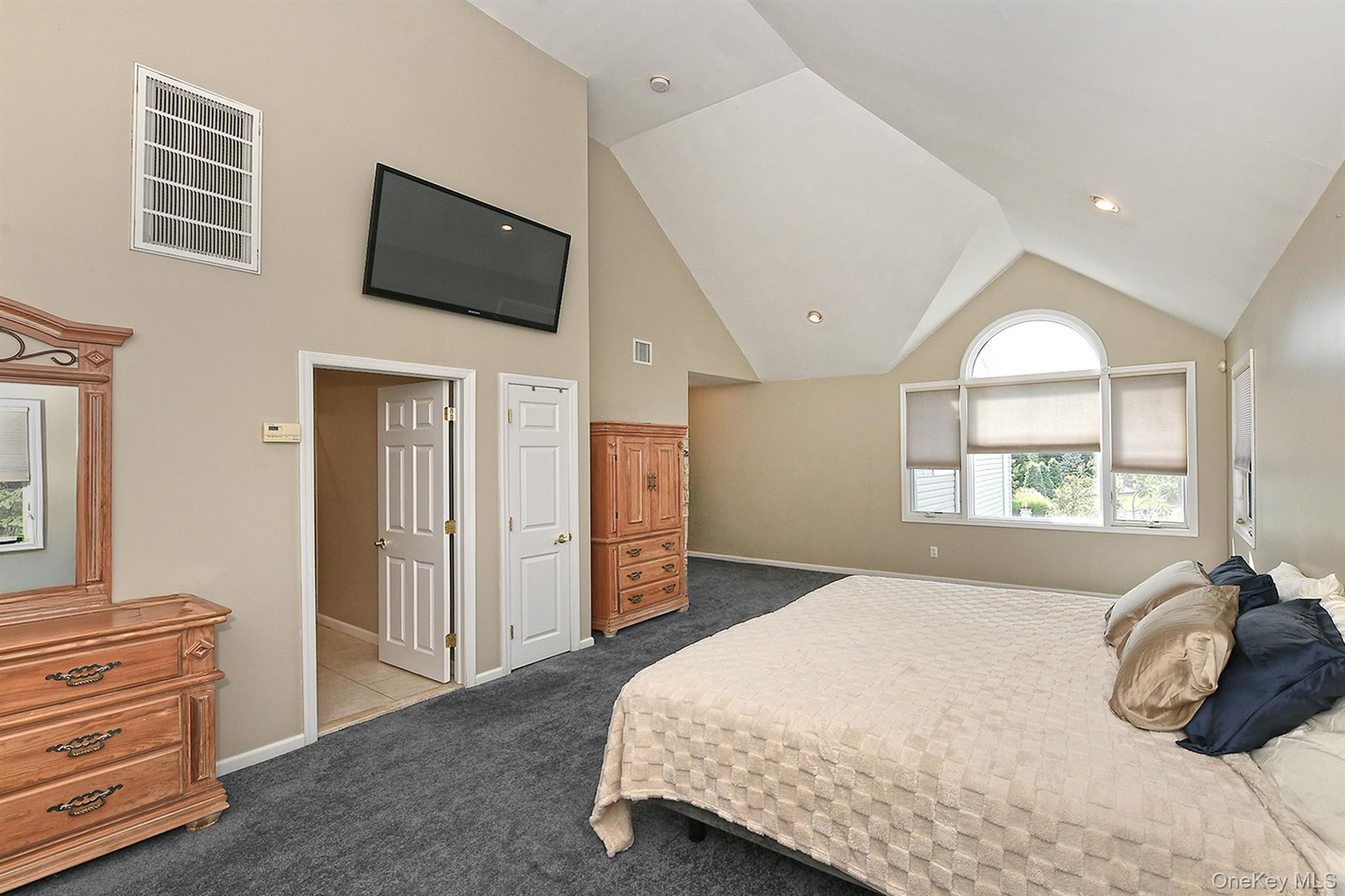 Single Family Euclid Avenue Suffolk County, NY 11746, MLS-1051006-19