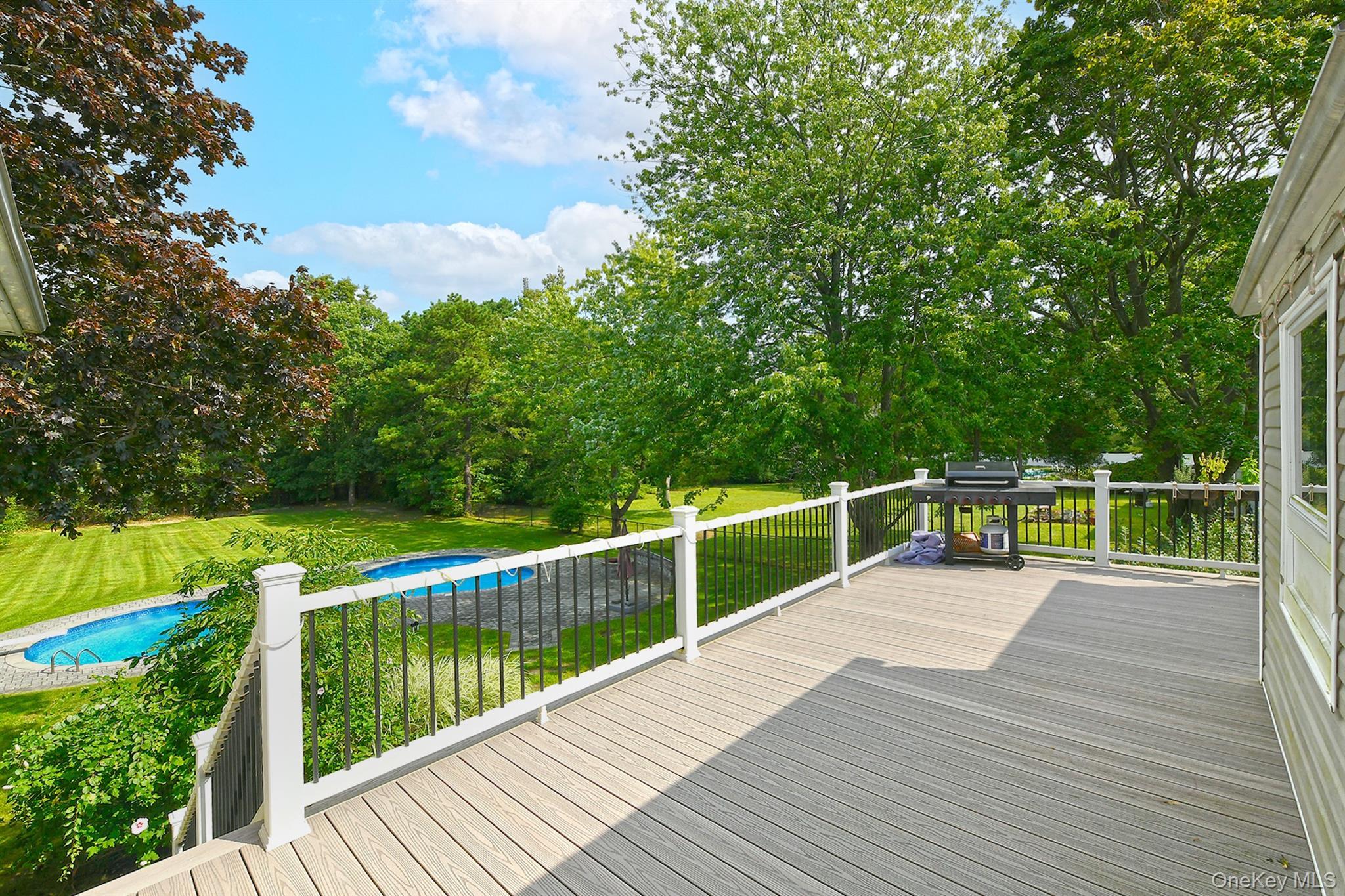Single Family Euclid Avenue Suffolk County, NY 11746, MLS-1051006-29