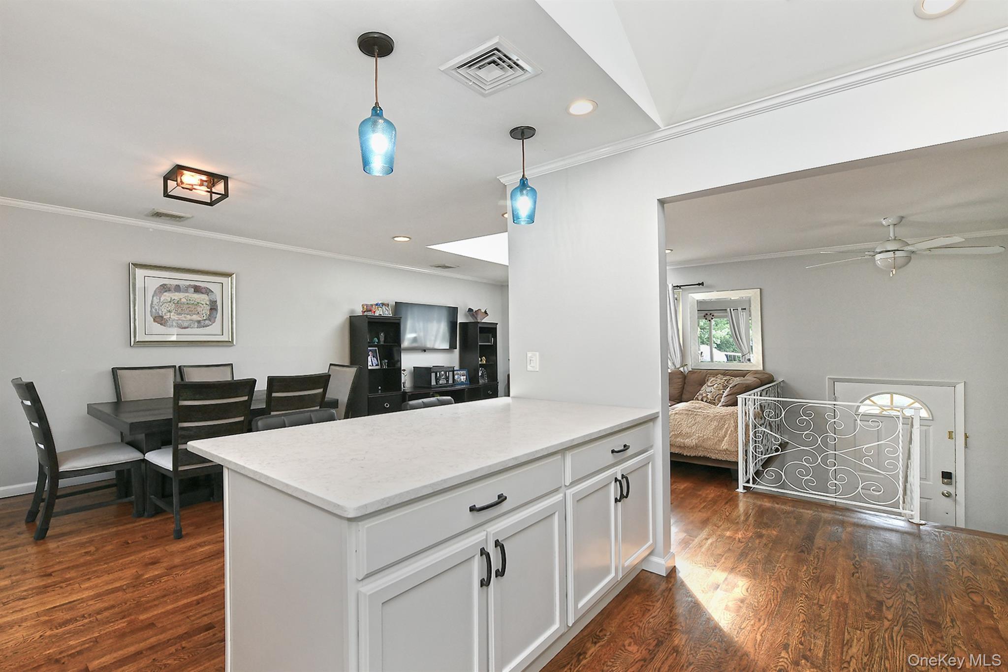 Single Family Euclid Avenue Suffolk County, NY 11746, MLS-1051006-8