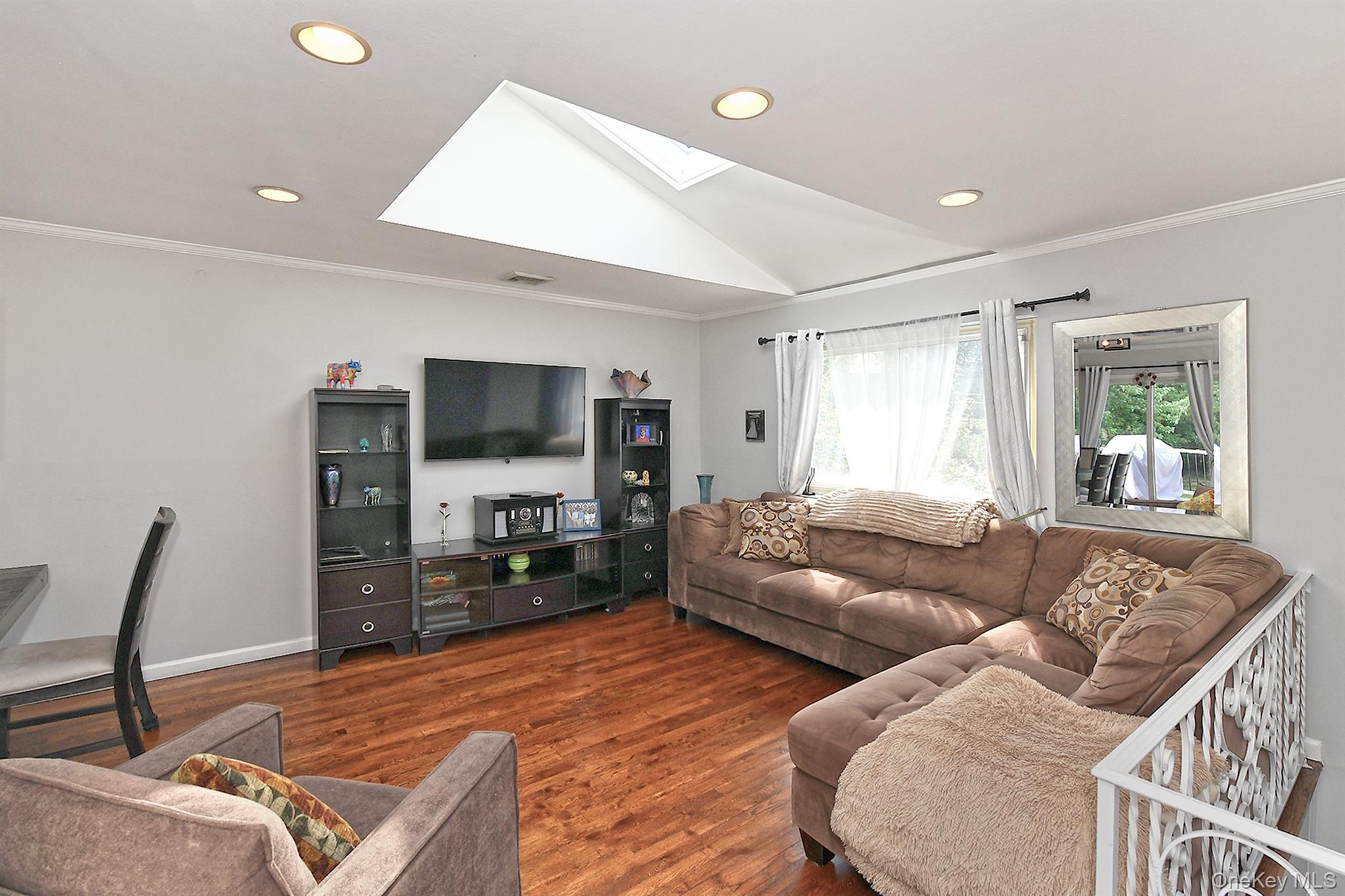 Single Family Euclid Avenue Suffolk County, NY 11746, MLS-1051006-9