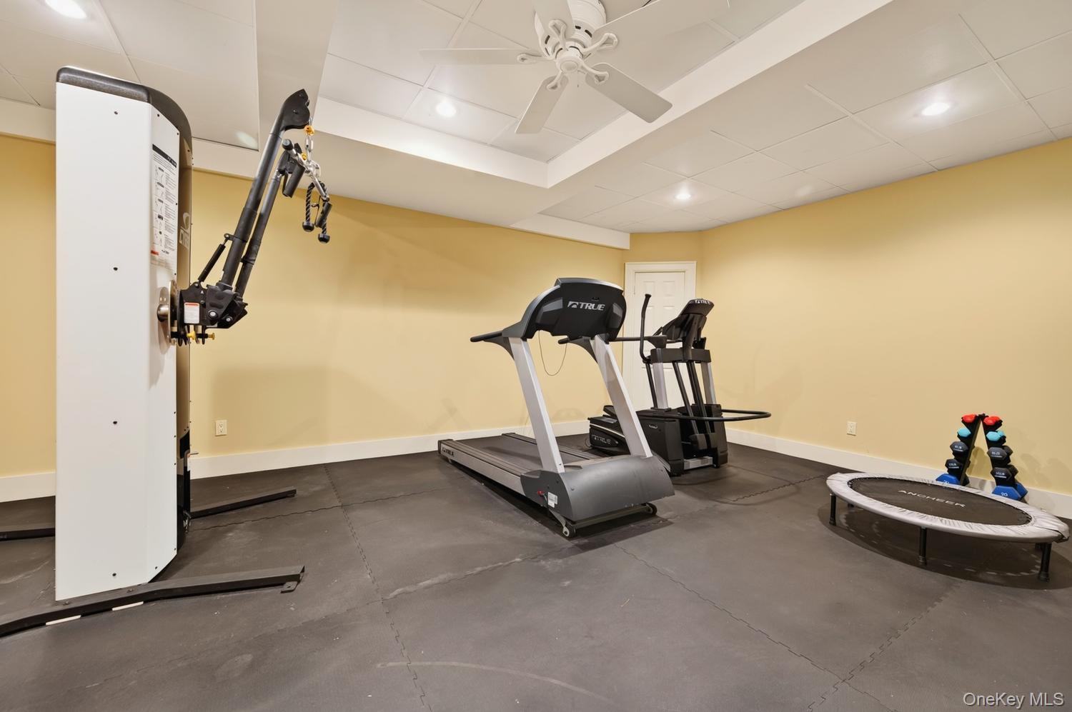 Single Family Wawapek Road  Suffolk County, NY 11724, MLS-1051011-37