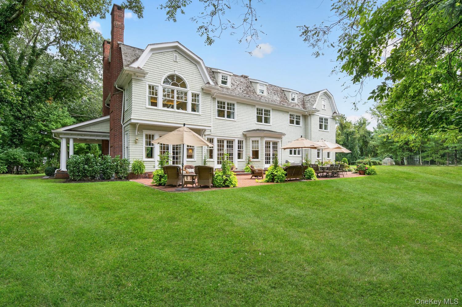 Single Family Wawapek Road  Suffolk County, NY 11724, MLS-1051011-39