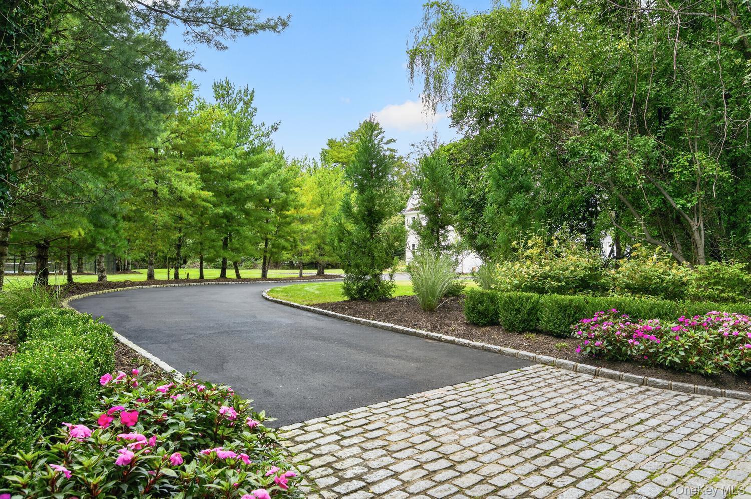 Single Family Wawapek Road  Suffolk County, NY 11724, MLS-1051011-44
