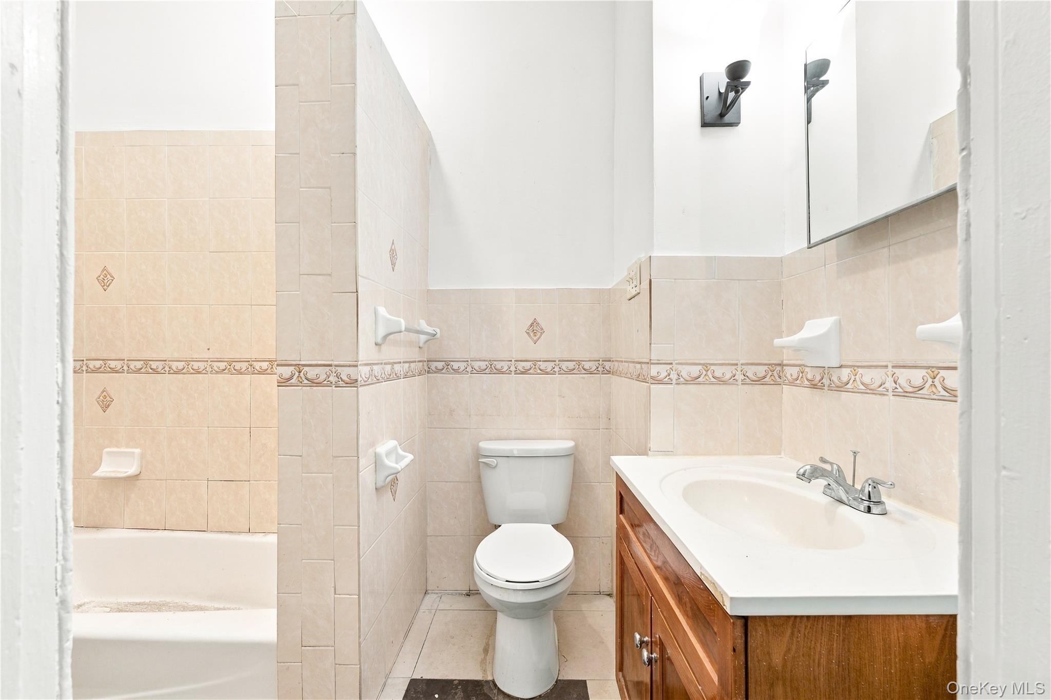 Single Family 123rd Street Queens, NY 11356, MLS-1051016-18