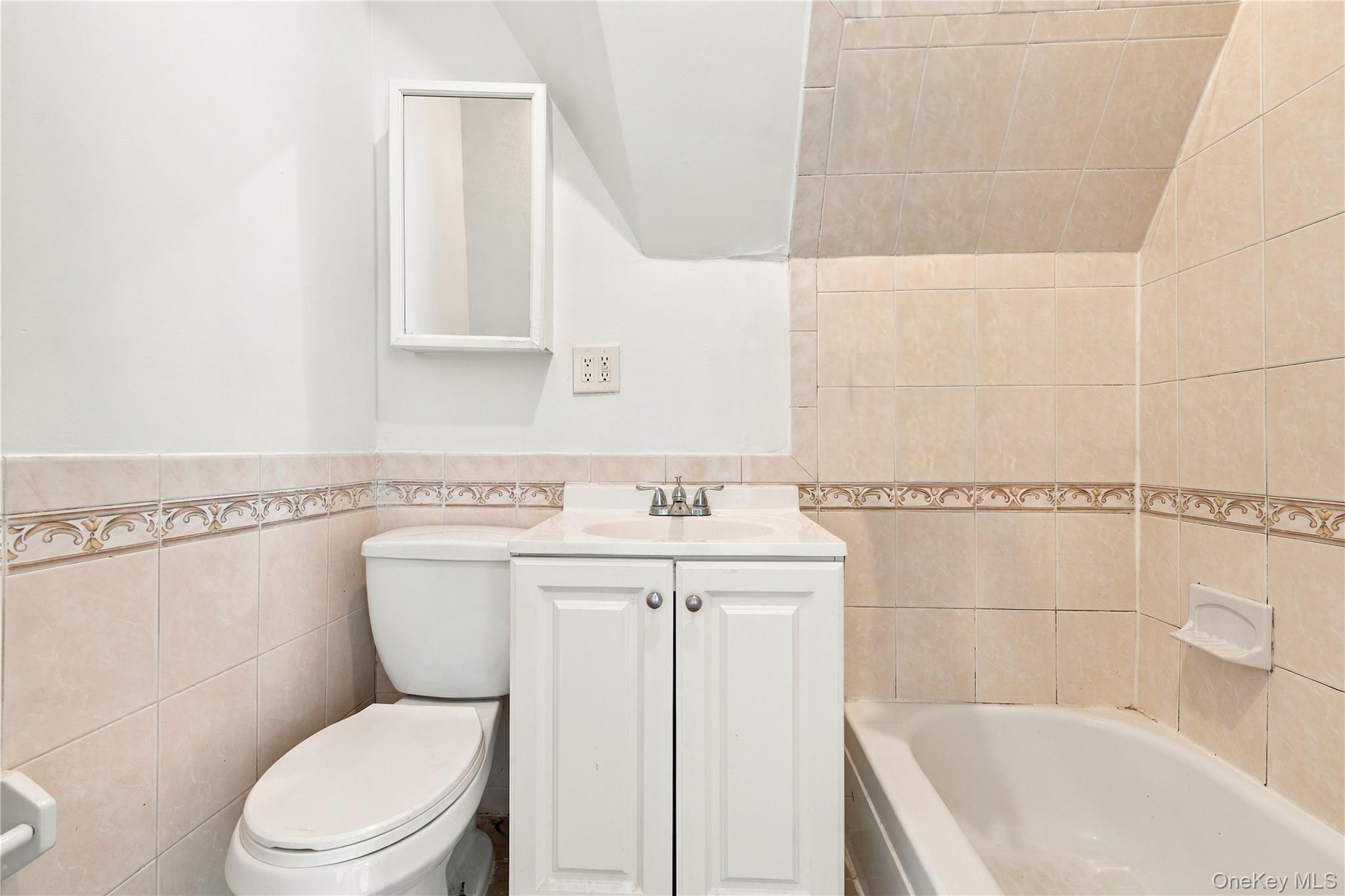 Single Family 123rd Street Queens, NY 11356, MLS-1051016-24