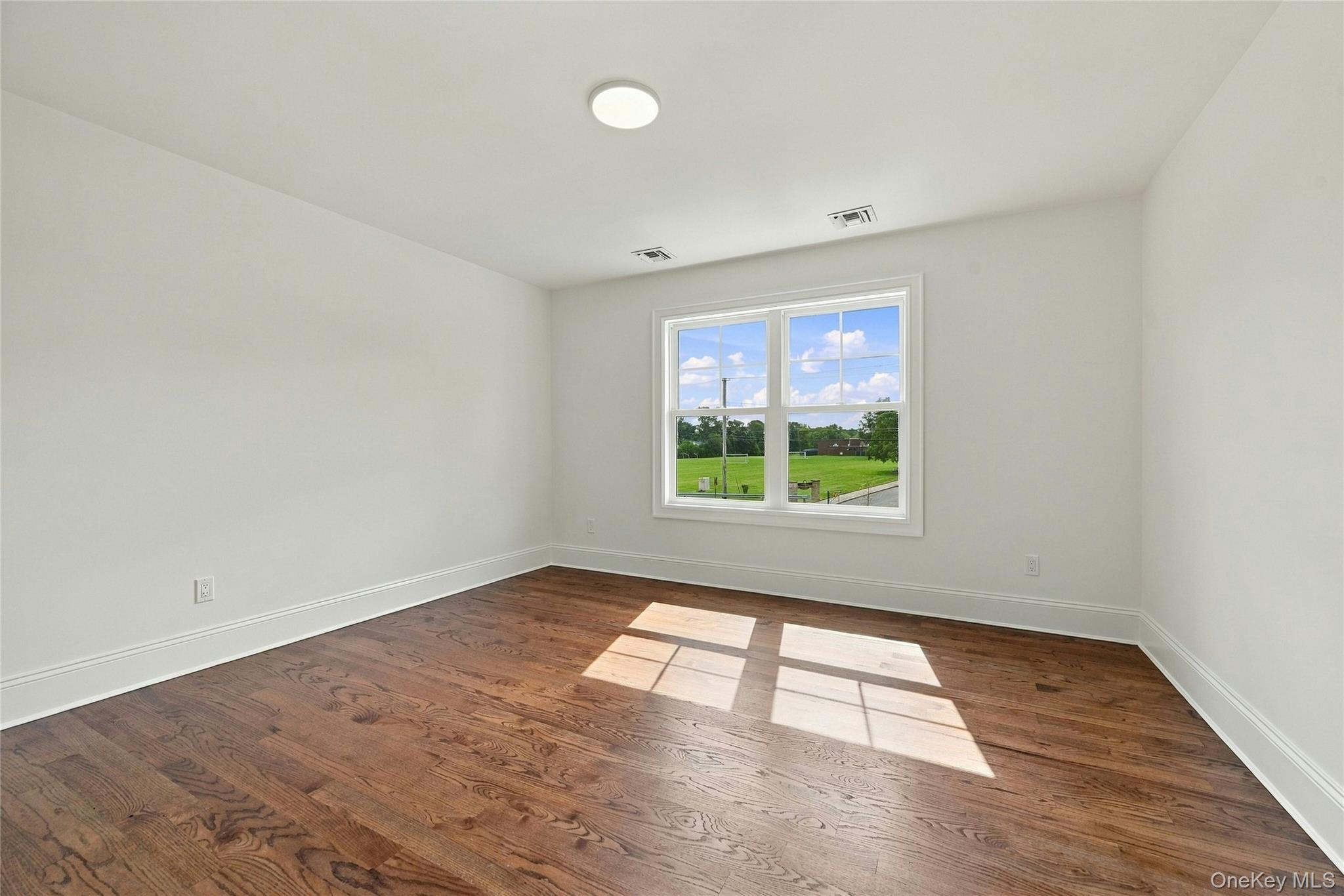 Single Family Clay Pitts Road  Suffolk County, NY 11731, MLS-1051038-31