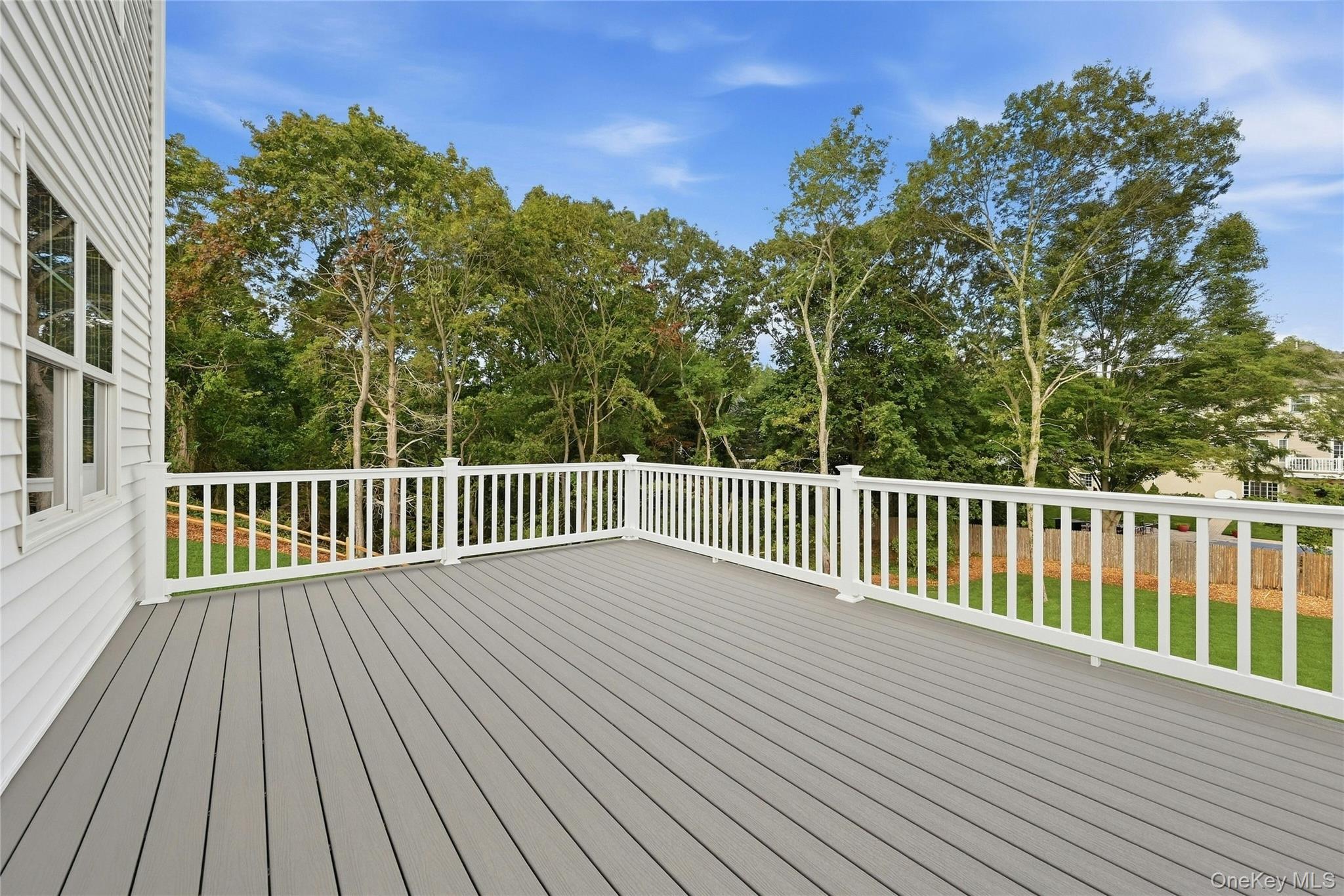 Single Family Clay Pitts Road  Suffolk County, NY 11731, MLS-1051038-38