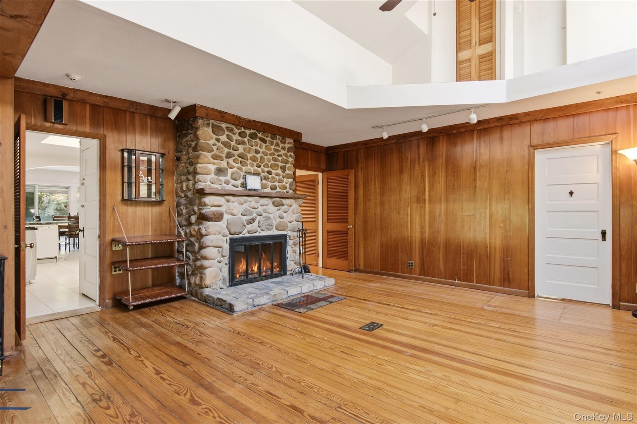 Single Family Barnhart Place Suffolk County, NY 11786, MLS-1051042-10