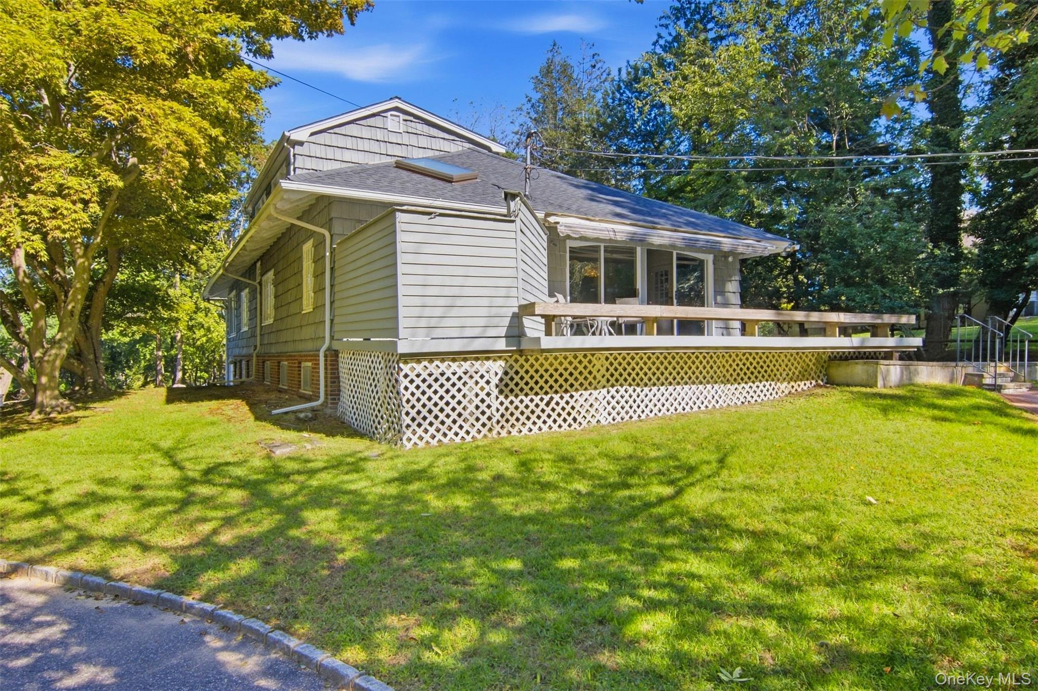 Single Family Barnhart Place Suffolk County, NY 11786, MLS-1051042-24