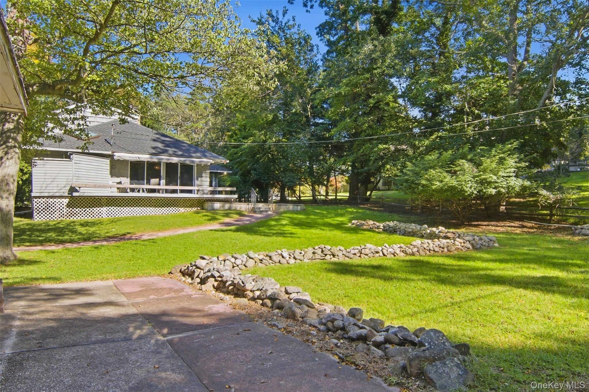 Single Family Barnhart Place Suffolk County, NY 11786, MLS-1051042-27