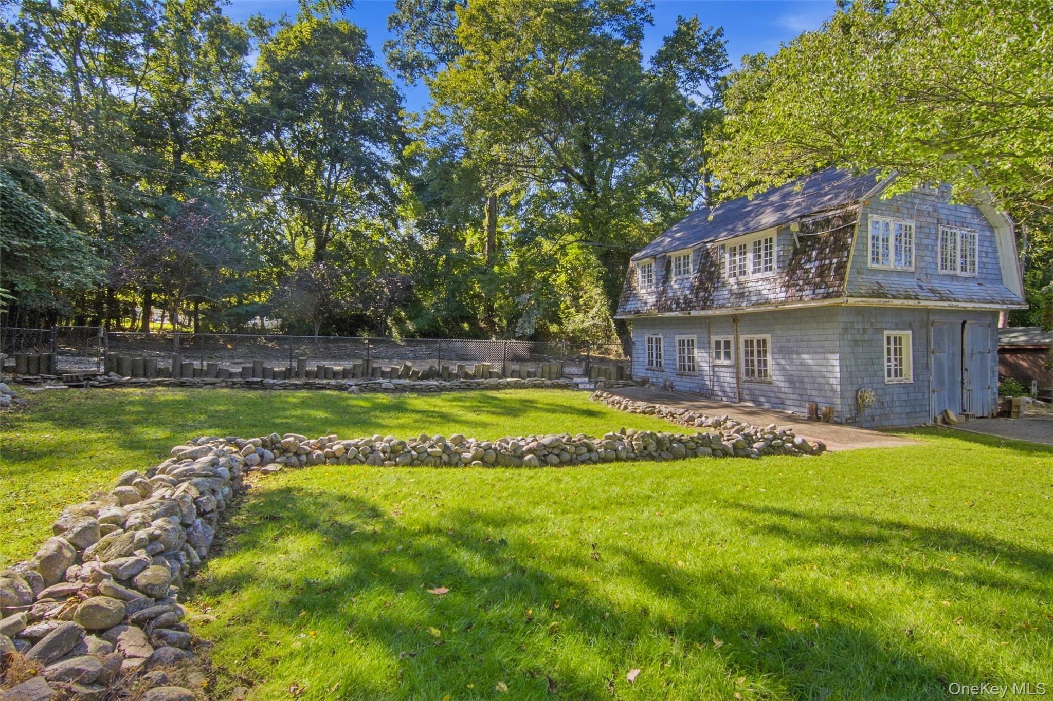 Single Family Barnhart Place Suffolk County, NY 11786, MLS-1051042-28