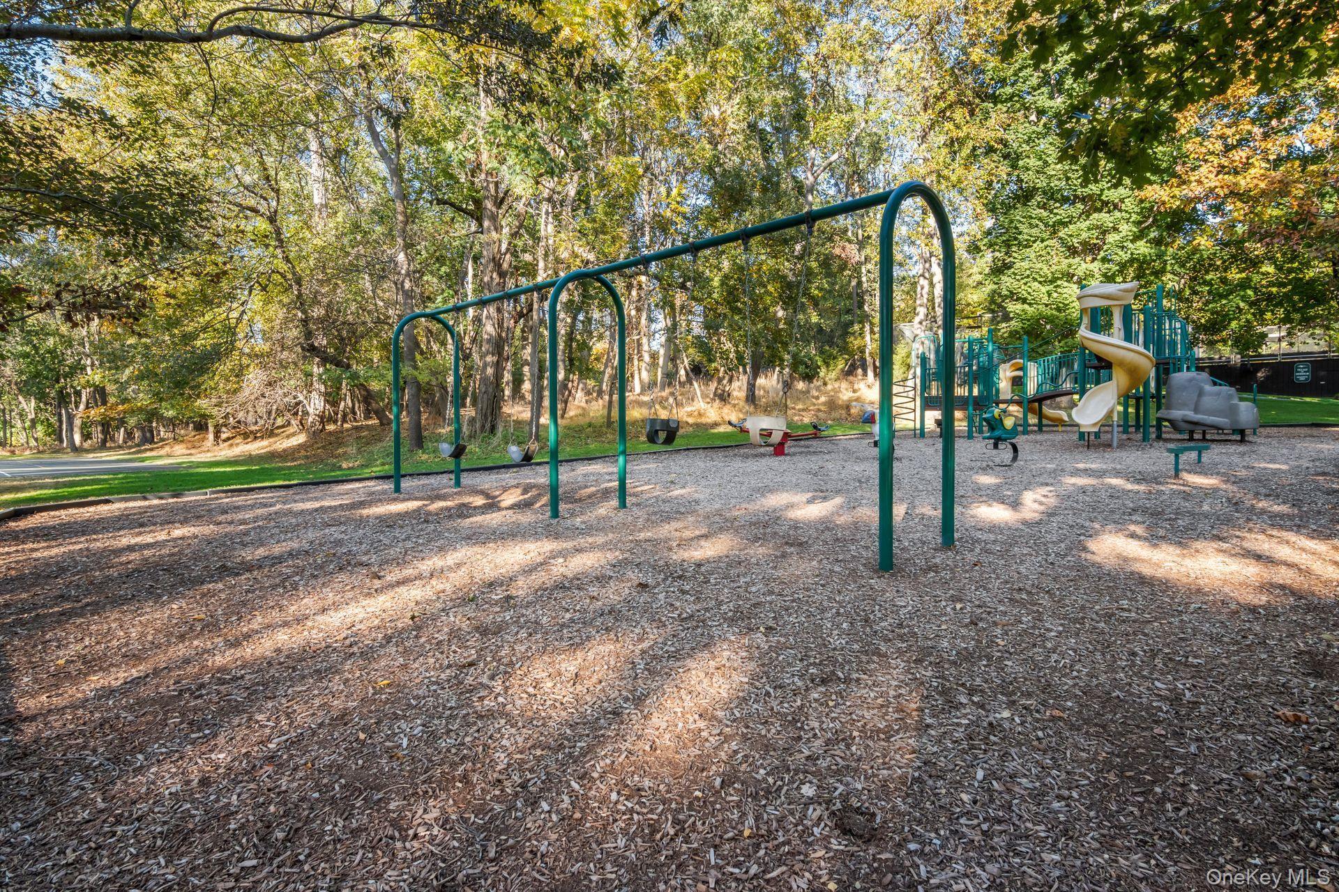 Single Family Barnhart Place Suffolk County, NY 11786, MLS-1051042-34