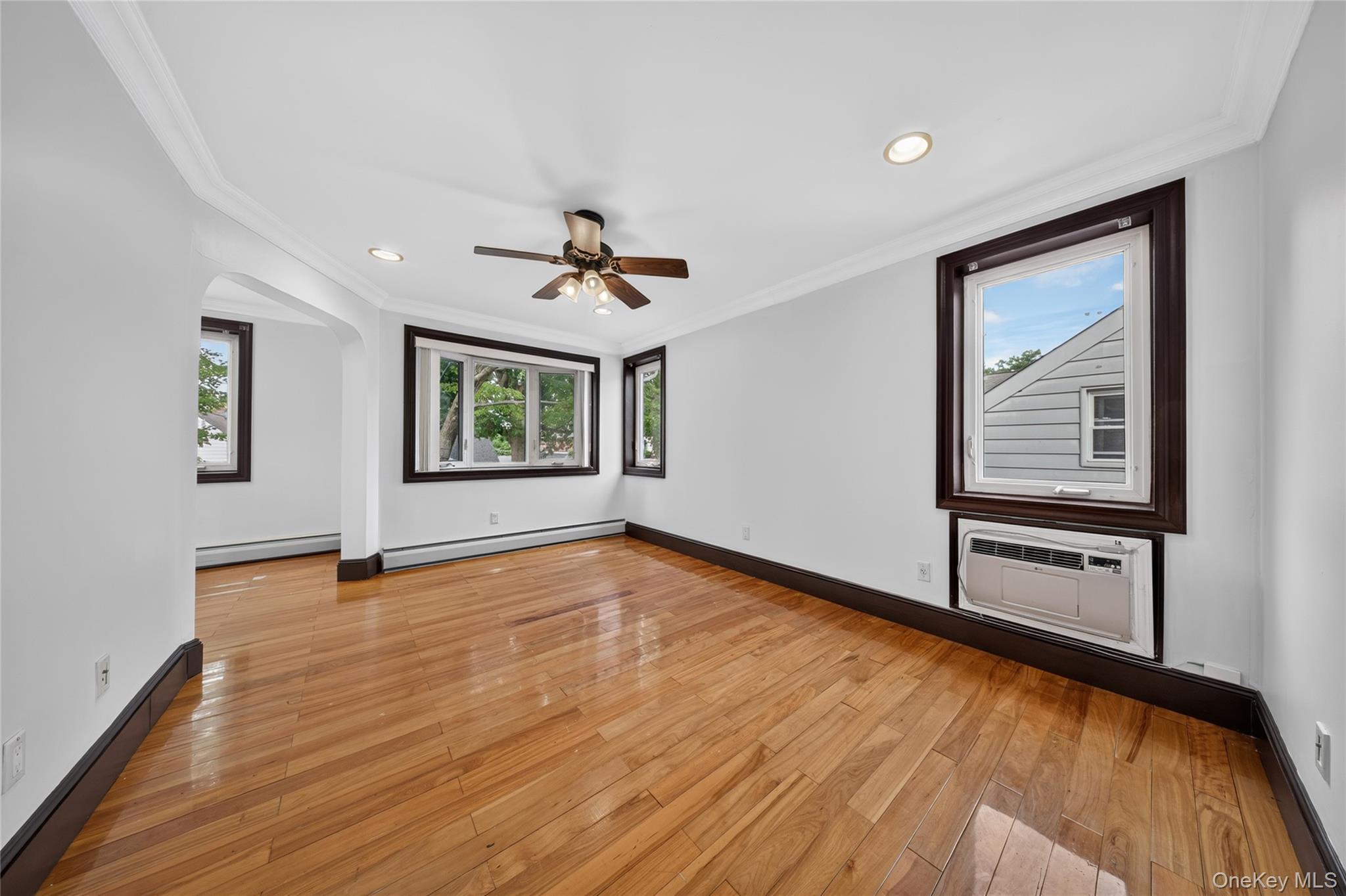 Single Family 199th Street  Queens, NY 11365, MLS-1051067-17