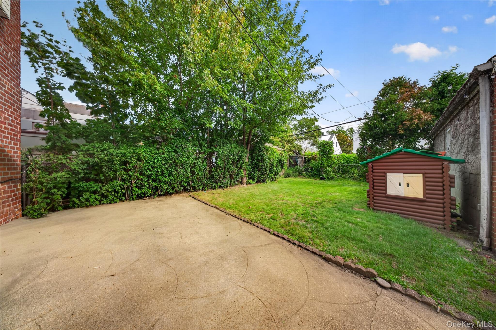 Single Family 199th Street  Queens, NY 11365, MLS-1051067-37