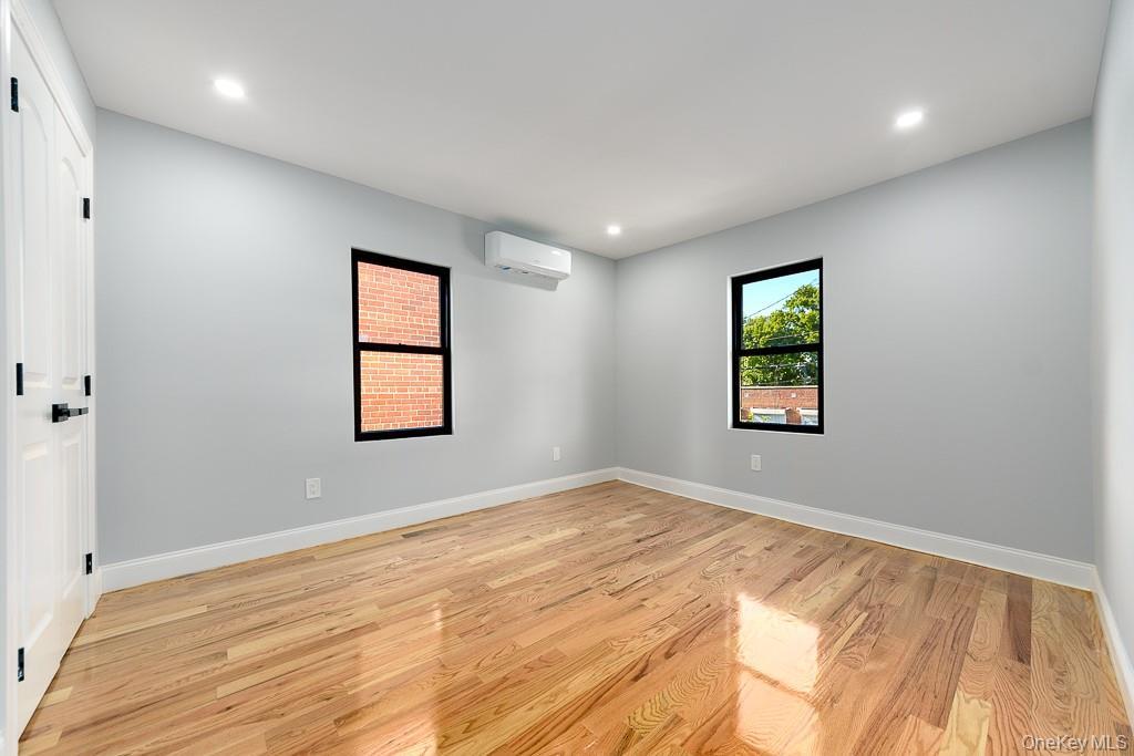 Single Family Linden Boulevard Queens, NY 11412, MLS-1051077-11
