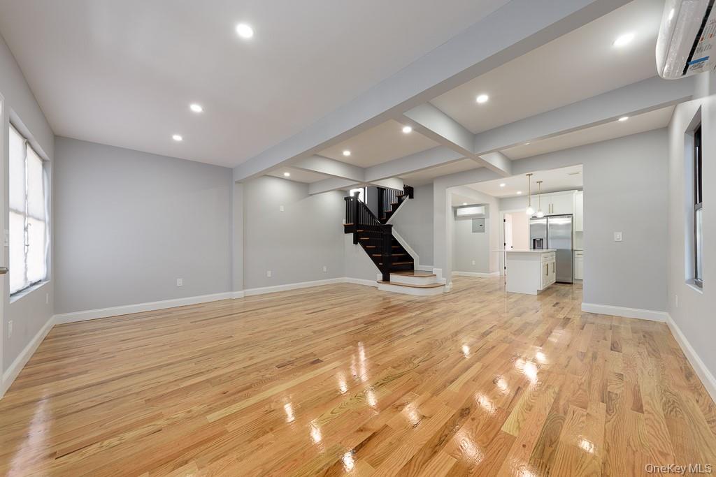 Single Family Linden Boulevard Queens, NY 11412, MLS-1051077-3