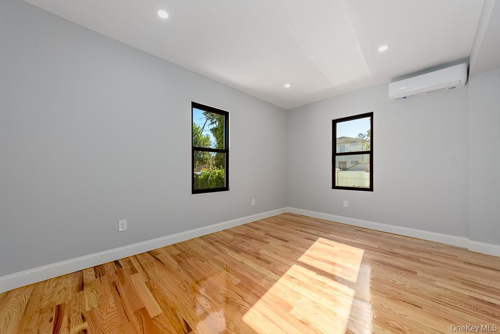 Single Family Linden Boulevard Queens, NY 11412, MLS-1051077-7