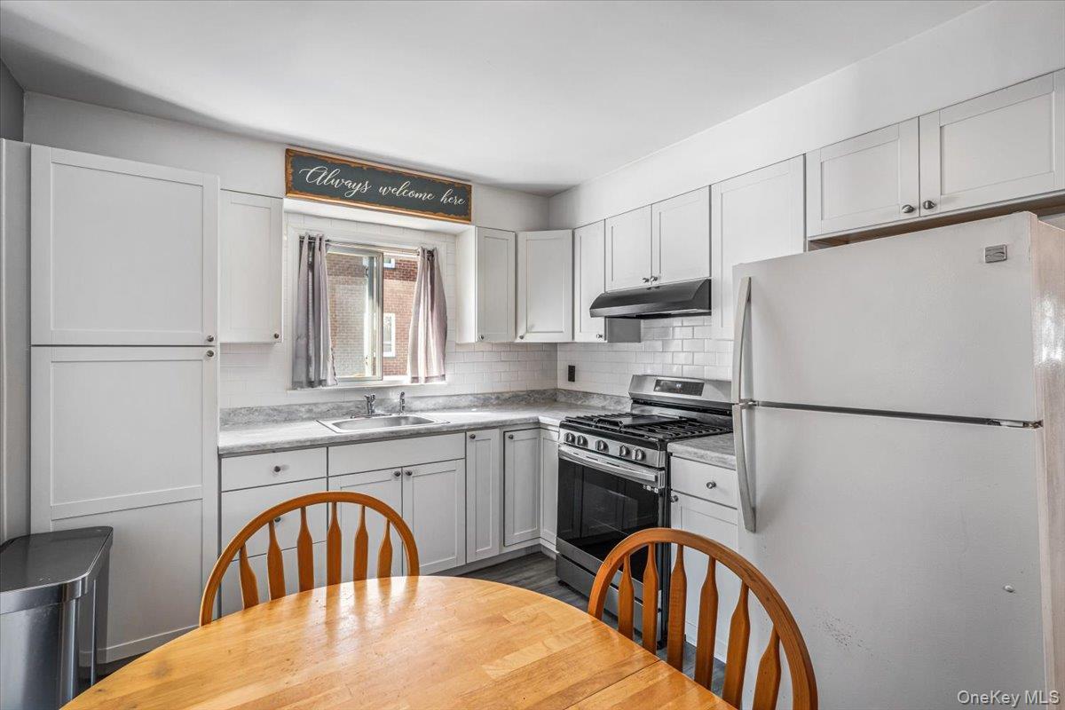 Single Family Braddock Avenue  Queens, NY 11427, MLS-1051088-14