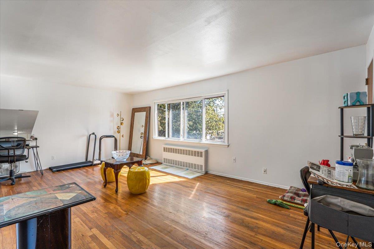 Single Family Braddock Avenue  Queens, NY 11427, MLS-1051088-18
