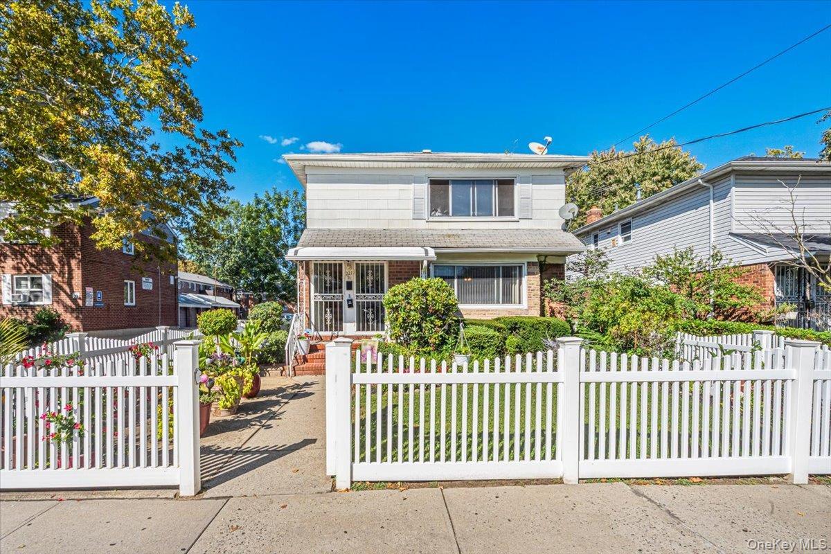 Single Family Braddock Avenue  Queens, NY 11427, MLS-1051088-2