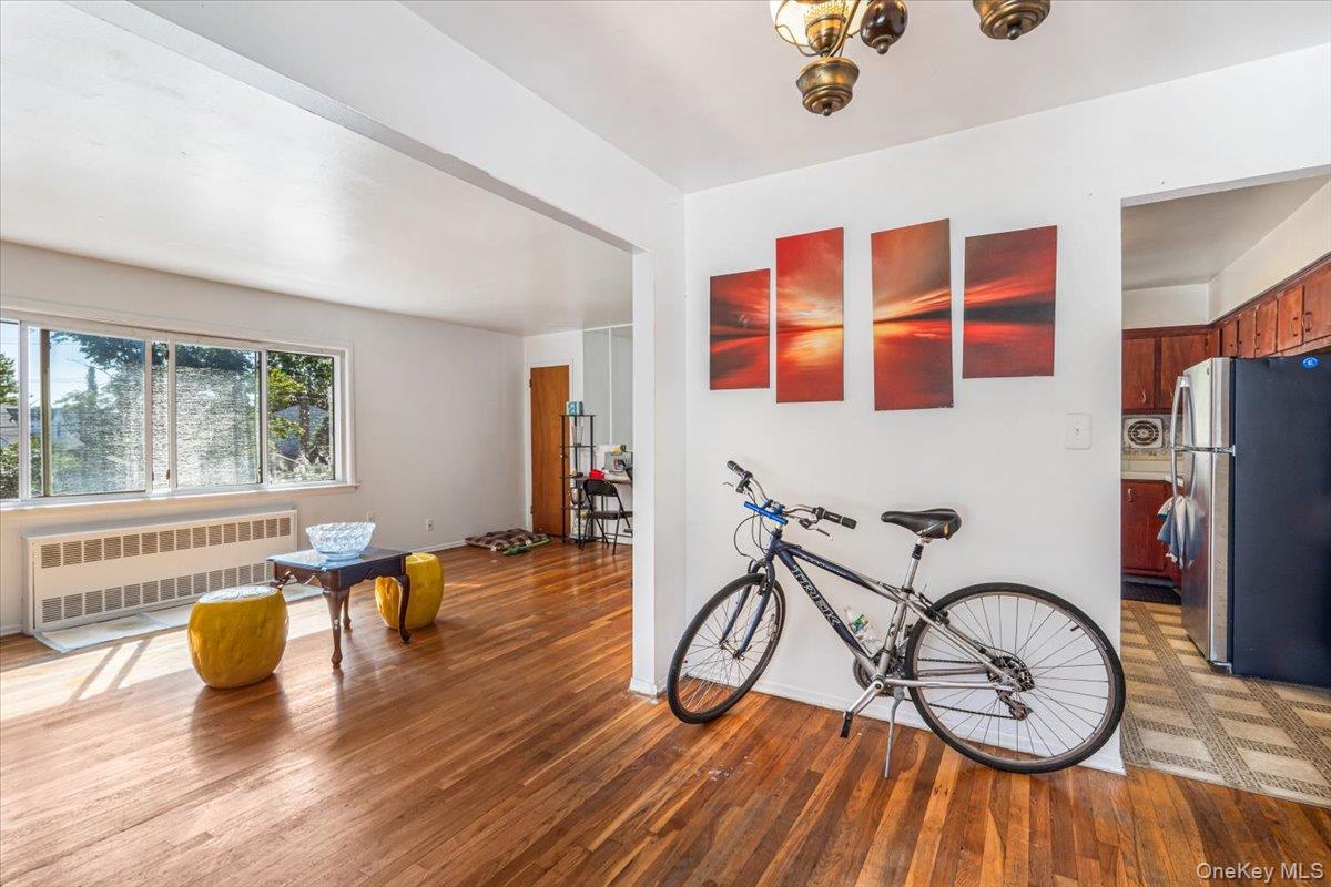 Single Family Braddock Avenue  Queens, NY 11427, MLS-1051088-22