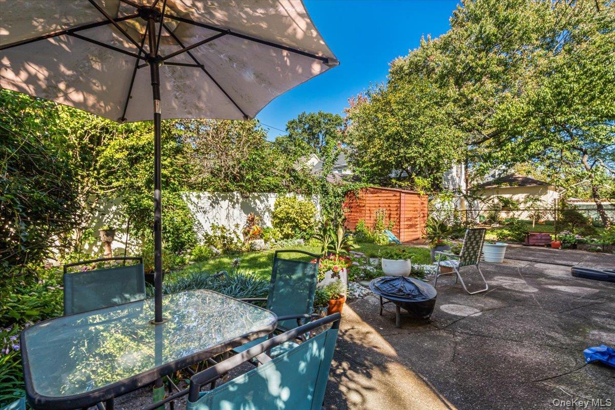 Single Family Braddock Avenue  Queens, NY 11427, MLS-1051088-35
