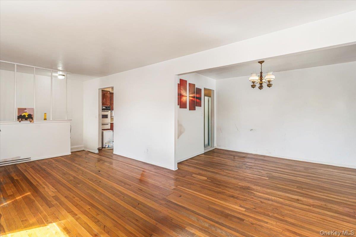 Single Family Braddock Avenue  Queens, NY 11427, MLS-1051088-38