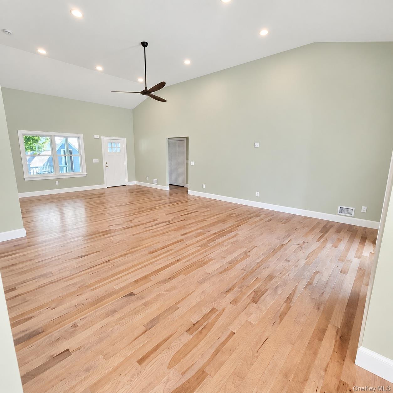 Single Family Lane G Suffolk County, NY 11743, MLS-1051108-6
