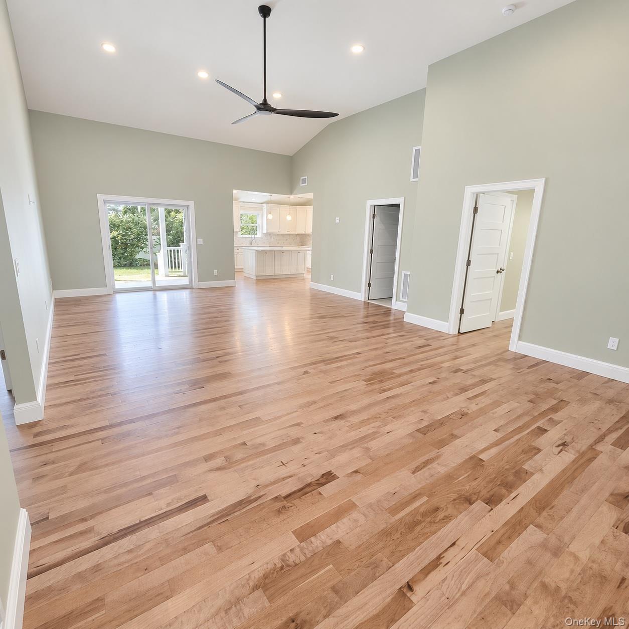 Single Family Lane G Suffolk County, NY 11743, MLS-1051108-8