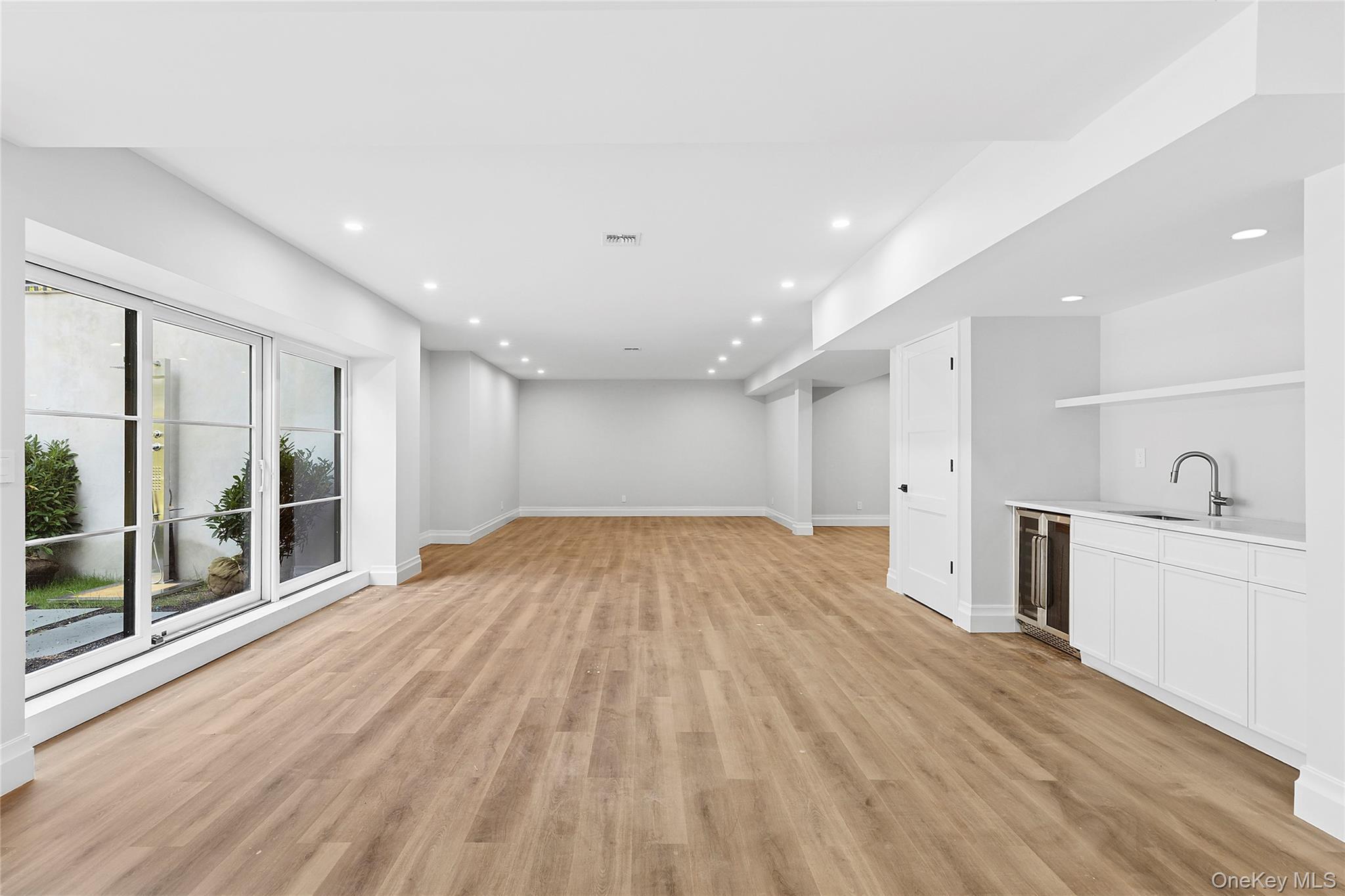 Single Family Wunneweta Road  Suffolk County, NY 11935, MLS-1051114-20