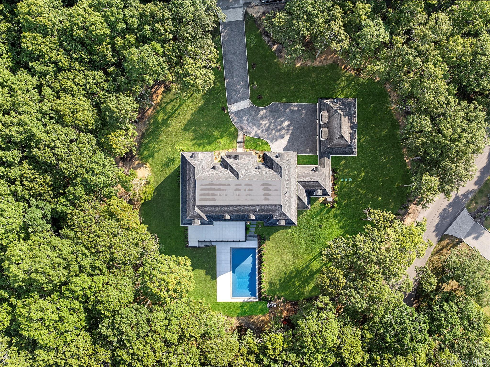 Single Family Wunneweta Road  Suffolk County, NY 11935, MLS-1051114-24