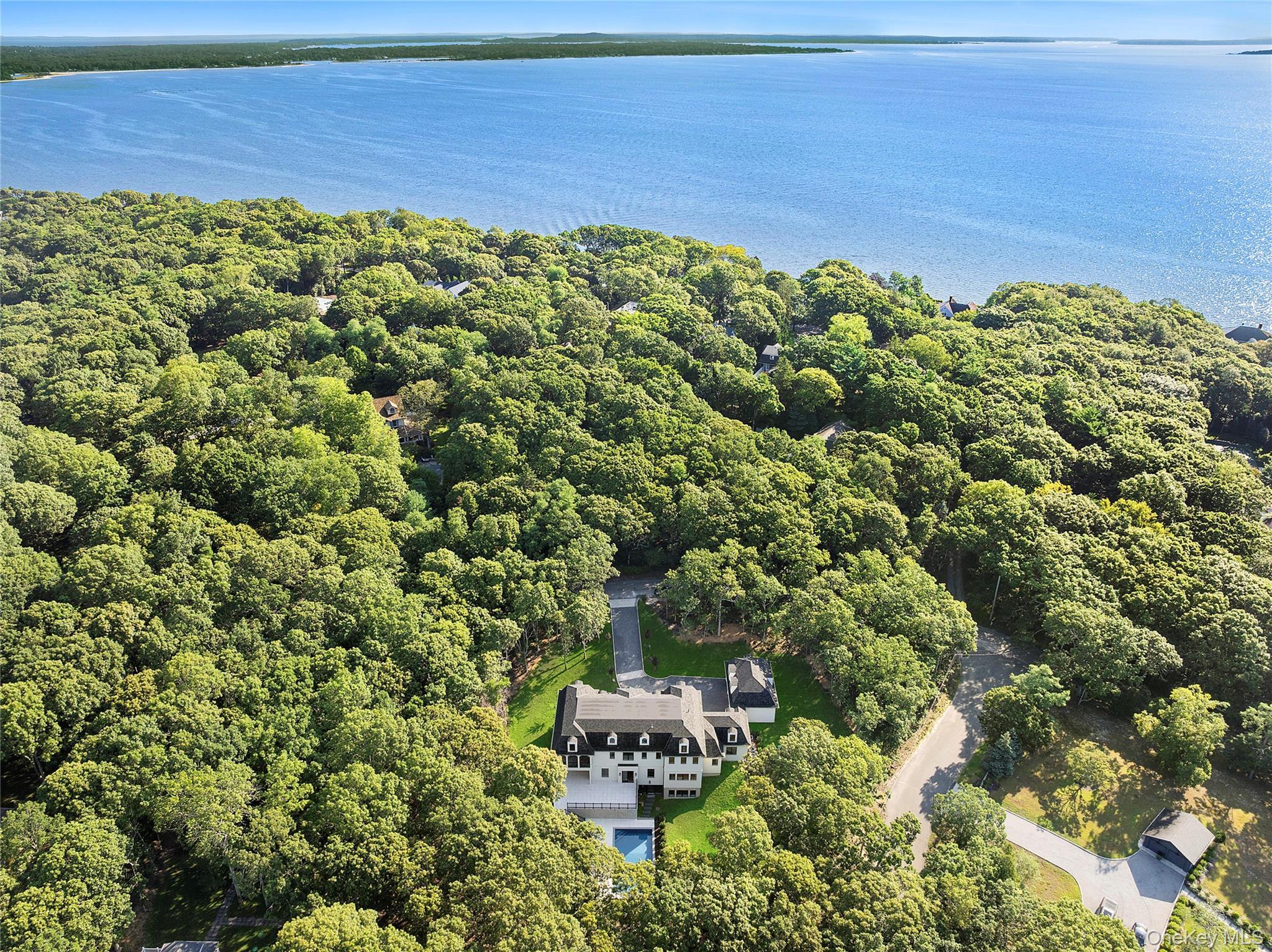 Single Family Wunneweta Road  Suffolk County, NY 11935, MLS-1051114-25