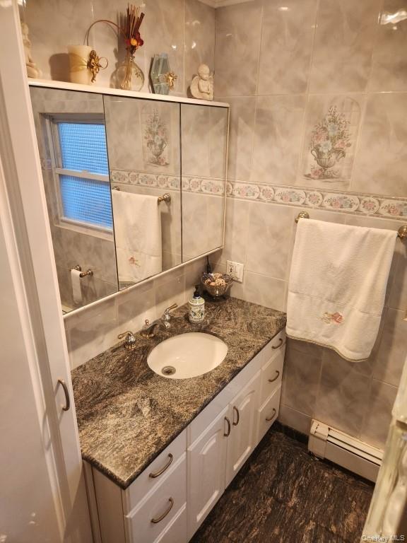 Single Family 40th Avenue Queens, NY 11361, MLS-1051119-11