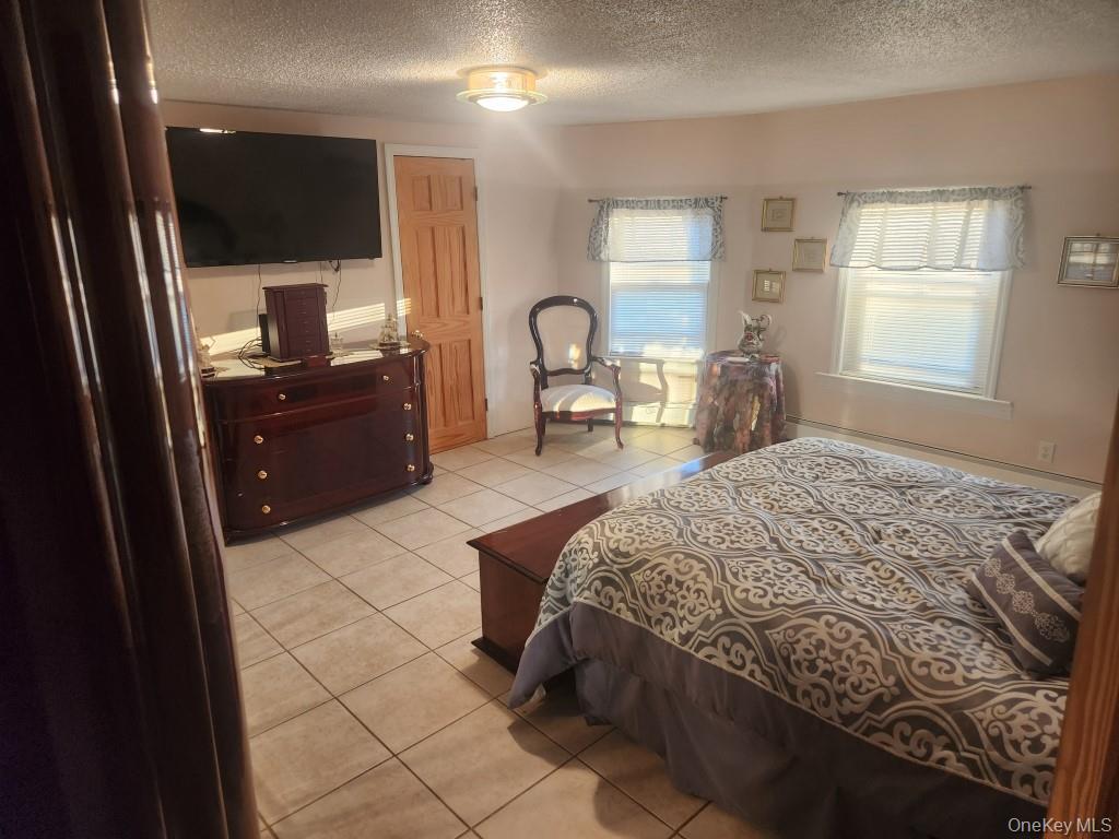 Single Family 40th Avenue Queens, NY 11361, MLS-1051119-16