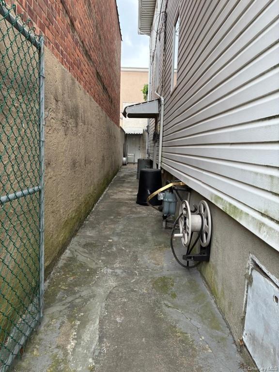Single Family 40th Avenue Queens, NY 11361, MLS-1051119-37