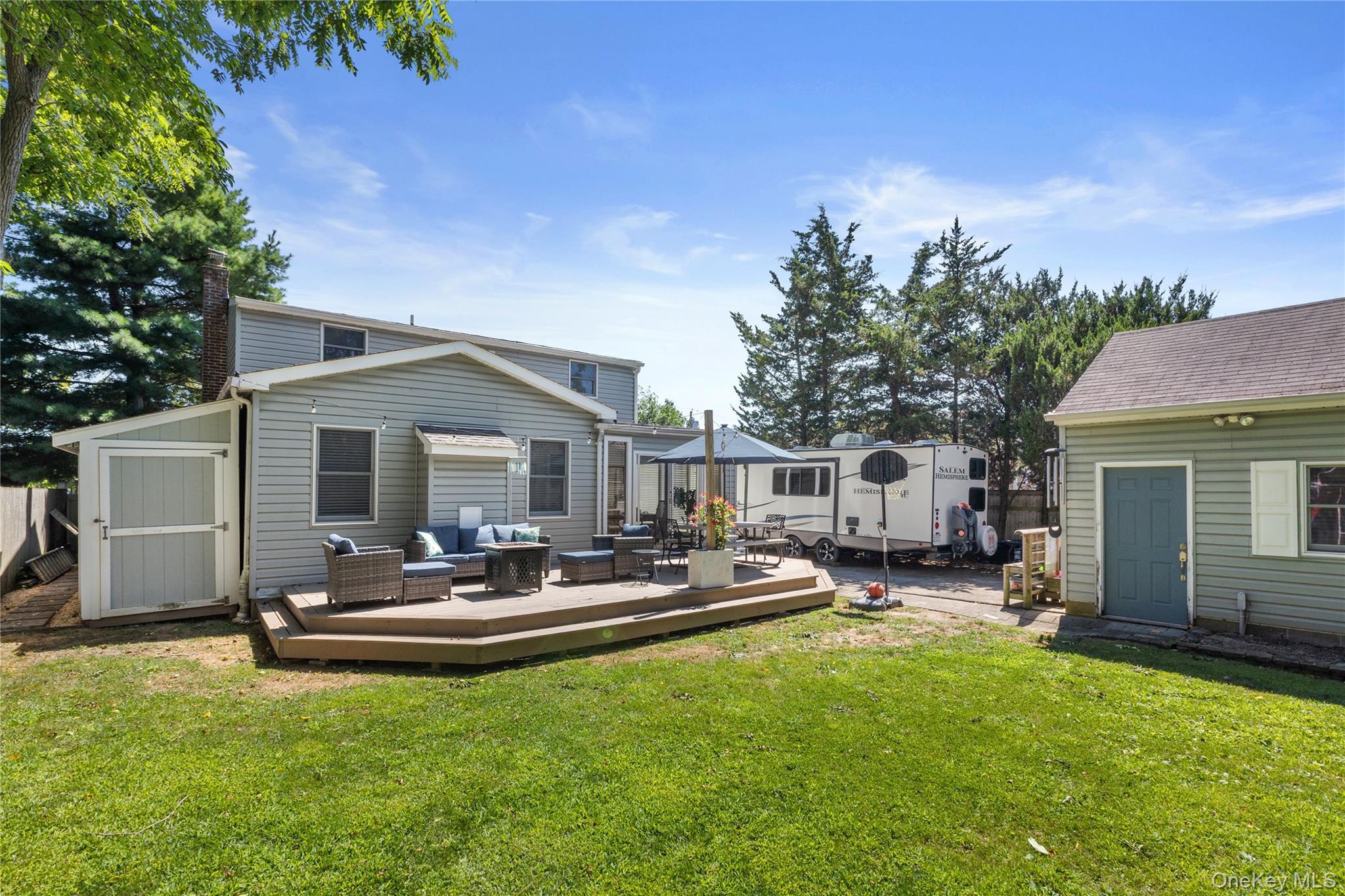 Single Family Smith Avenue Suffolk County, NY 11751, MLS-1051127-17