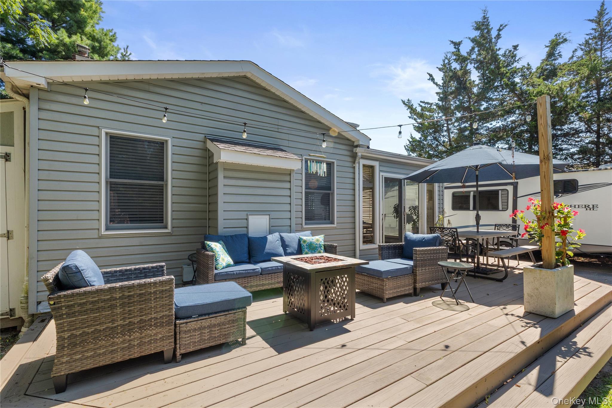 Single Family Smith Avenue Suffolk County, NY 11751, MLS-1051127-18