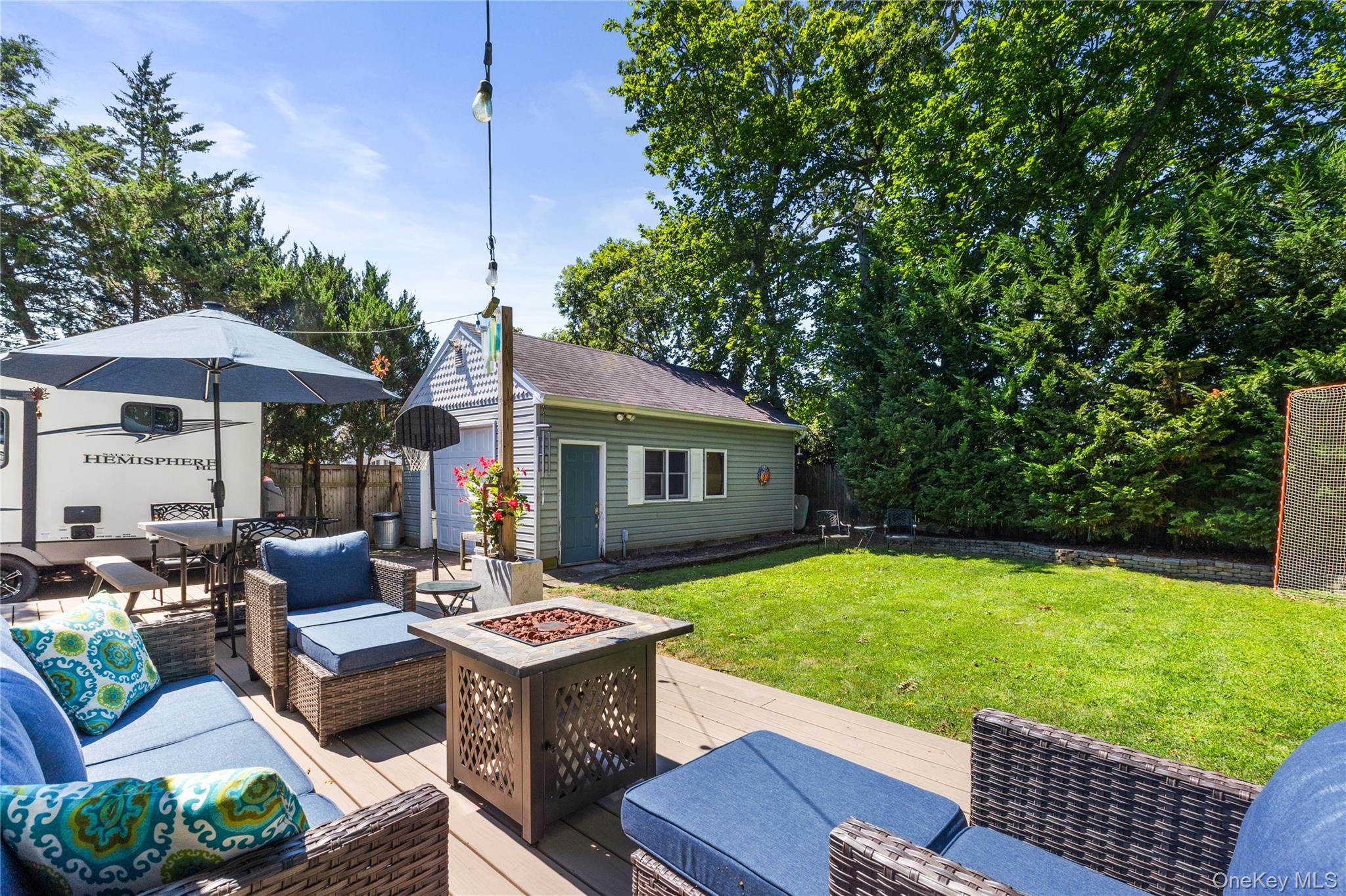 Single Family Smith Avenue Suffolk County, NY 11751, MLS-1051127-19