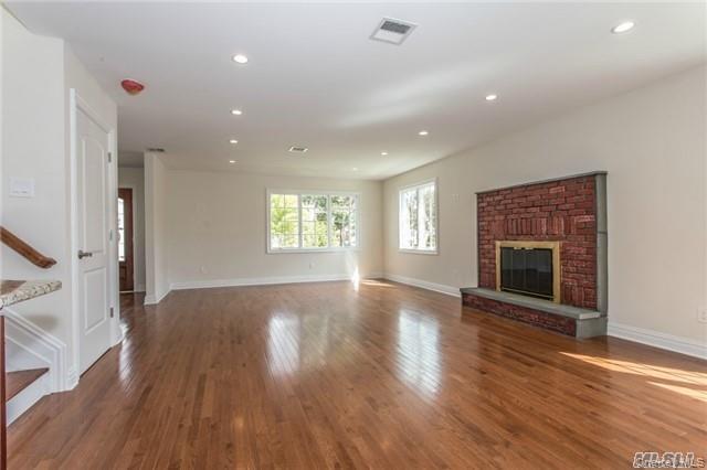 Single Family Royal Avenue Nassau County, NY 11501, MLS-1051130-4
