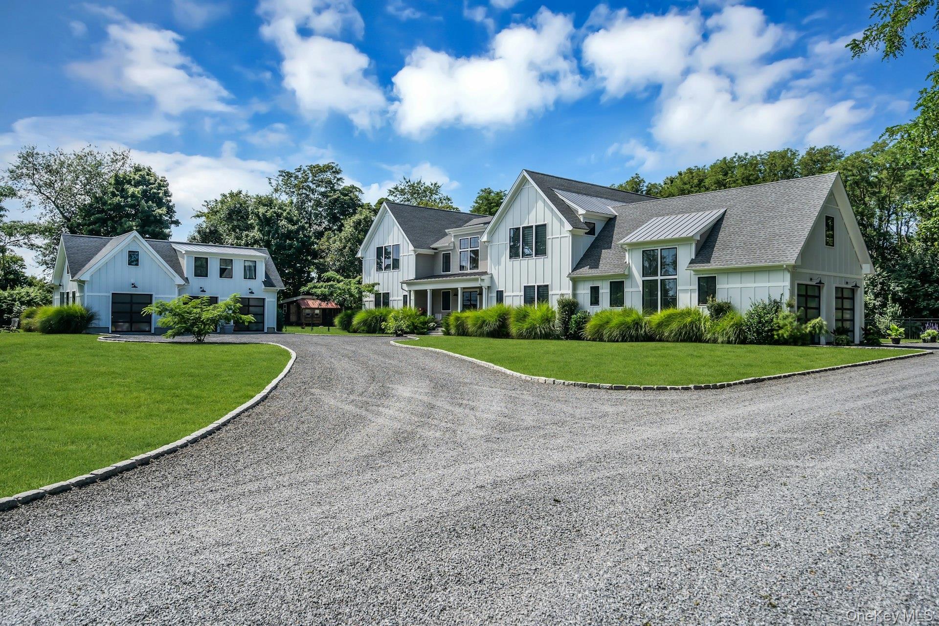 Single Family Hubbard Avenue  Suffolk County, NY 11901, MLS-1051138-2