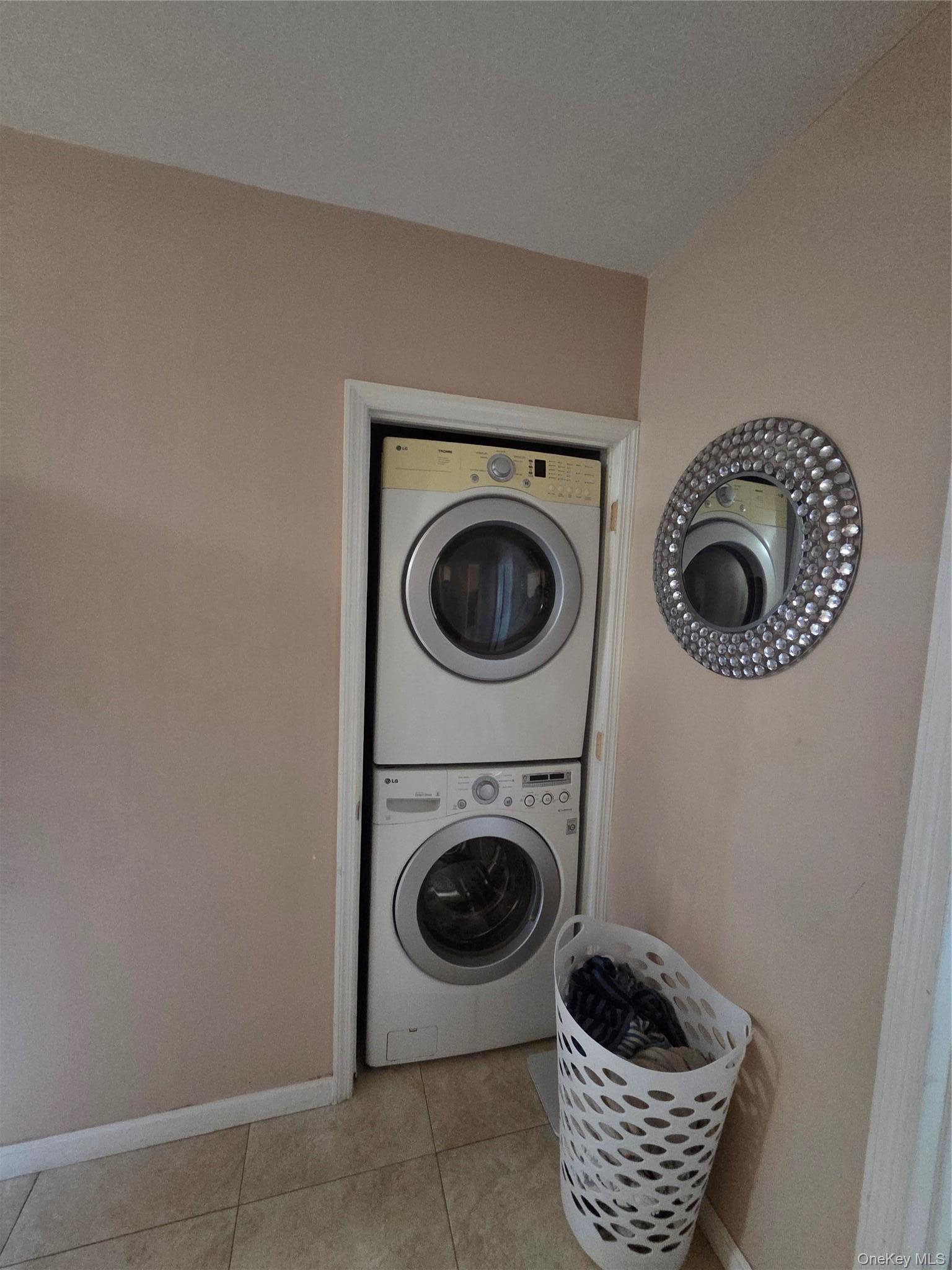 Single Family 157th Avenue Queens, NY 11414, MLS-1051144-11