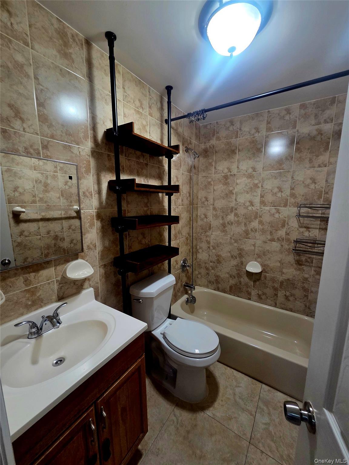 Single Family 157th Avenue Queens, NY 11414, MLS-1051144-28