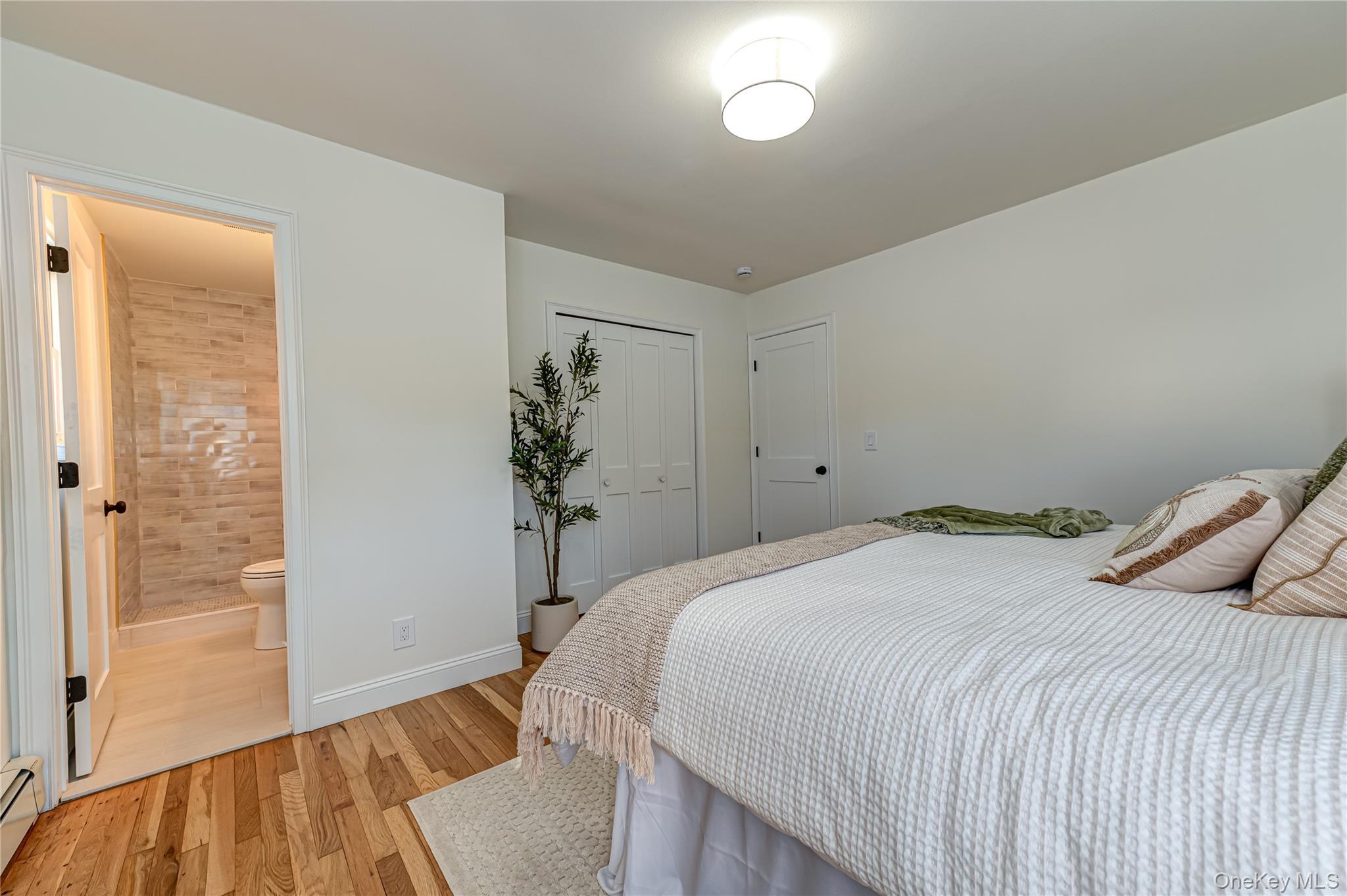 Single Family Evy Court Suffolk County, NY 11782, MLS-1051145-15
