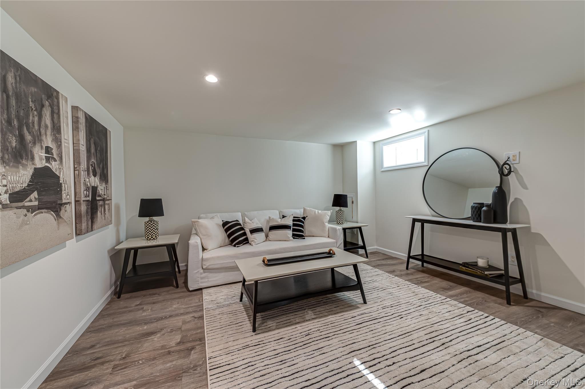 Single Family Evy Court Suffolk County, NY 11782, MLS-1051145-19