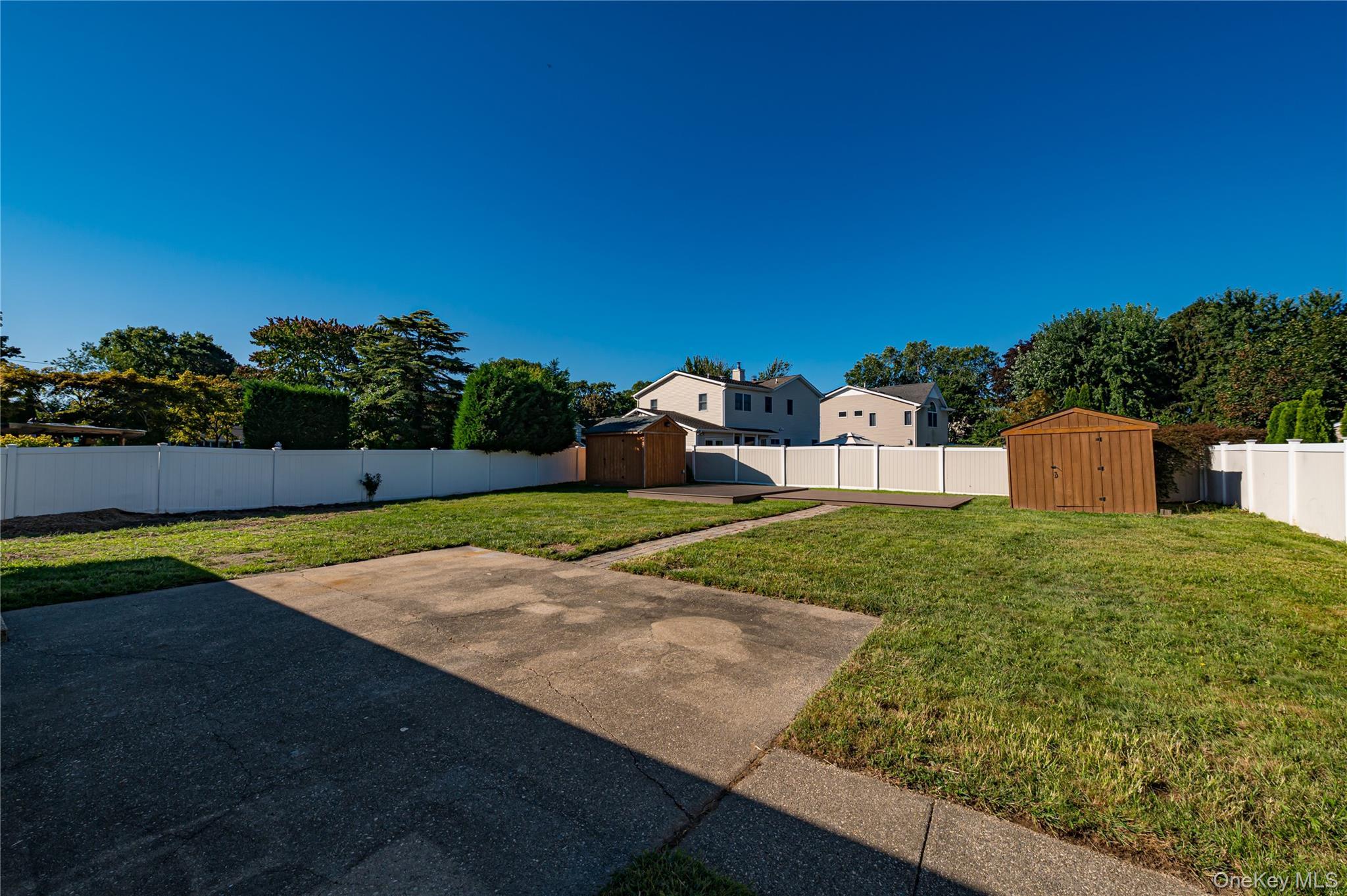 Single Family Evy Court Suffolk County, NY 11782, MLS-1051145-22